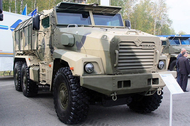 Ново оклопно борбено возило "Урал-63095" које је отпорно на осам килограма тротила