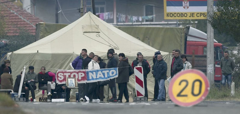 Српска влада предаје КиМ терористи Тачију?