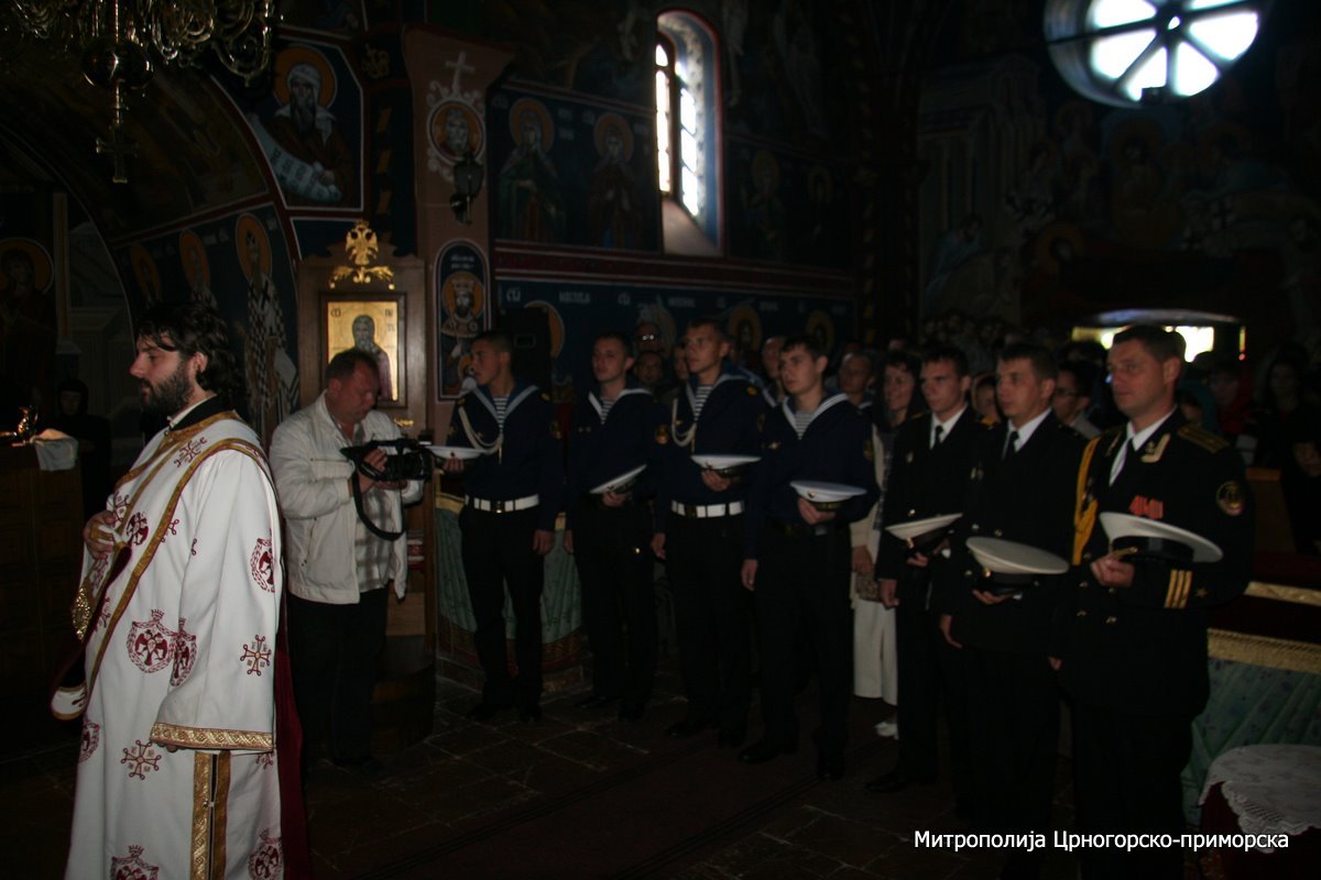 Руски морнари у посети манастиру Режевићи