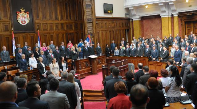 Србија: Нова власт, нова питања...