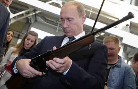 Путин: Страни агенти неће проћи!