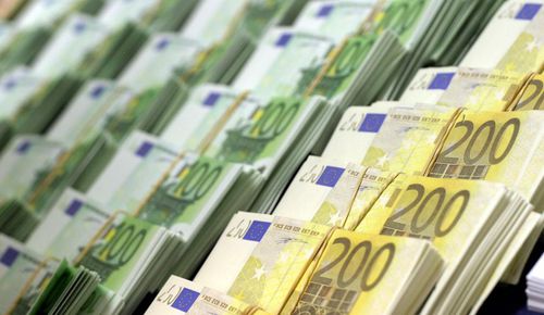 Годишње нам треба 4,5 милијарди евра за враћање дугова