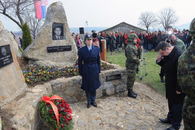 НАТО марионета Дачић скрнави сећање на жртве бомбардовања