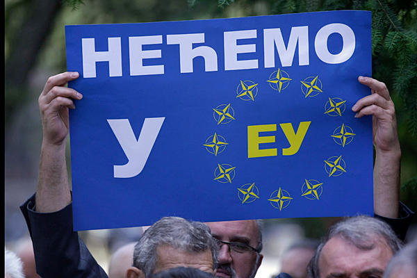 НОВЕ УЦЕНЕ ЕУ! Предајте Косово шиптарима, окрените леђа Русији и од правосуђа направите наш сервис