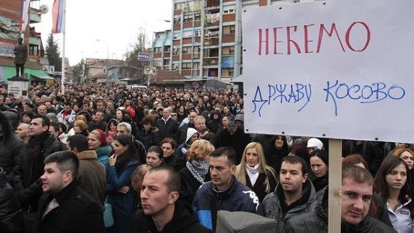 Протест у Косовској Митровици (видео)