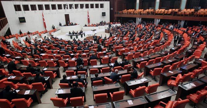 ЦИА прислушкује парламент Турске