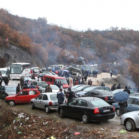 Срби у протестној вожњи, блокирано Јариње