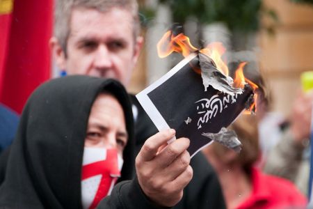 Толерантна Европа: Запалили џамију у Енглеској