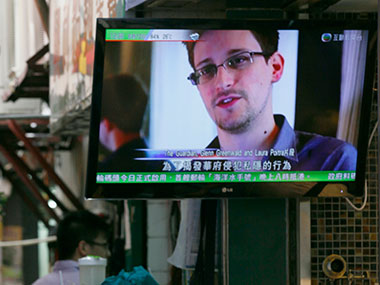 Ексклузивно: Хонгконг поносан што је дао уточиште Сноудену