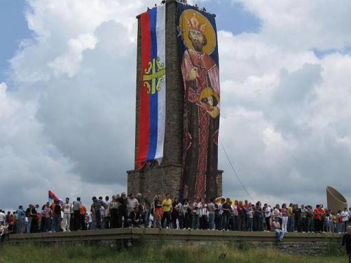 Срби стрепе пред Видовдан