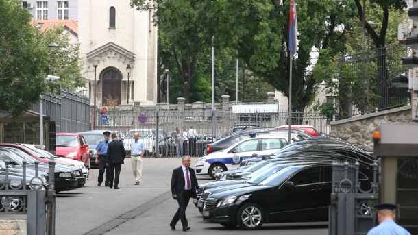 Динкић напустио зграду Владе, УРС иде у опозицију?