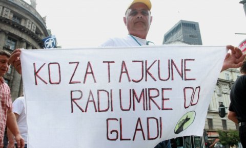 Штрајк радника ФАС-а: Ко за Вучићеве тајкуне ради, умире од глади (фото)