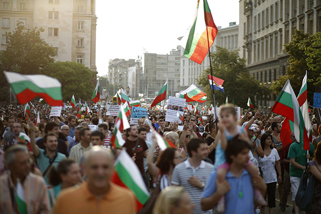 Иза протеста у Бугарској стоје и противници Јужног тока и приближавања Софије Русији