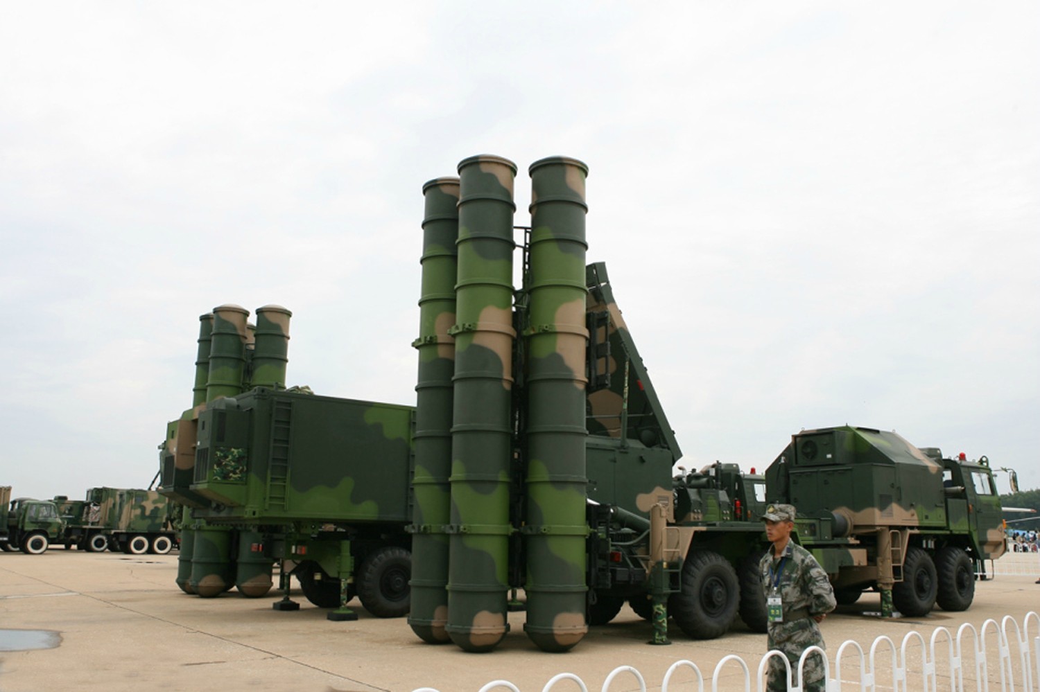 Турска "откачила" Американце, купила кинески ПВО систем