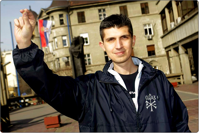 Младен Обрадовић пуштен на слободу: Образ ће помоћи Шешељу да ослободи Србију!