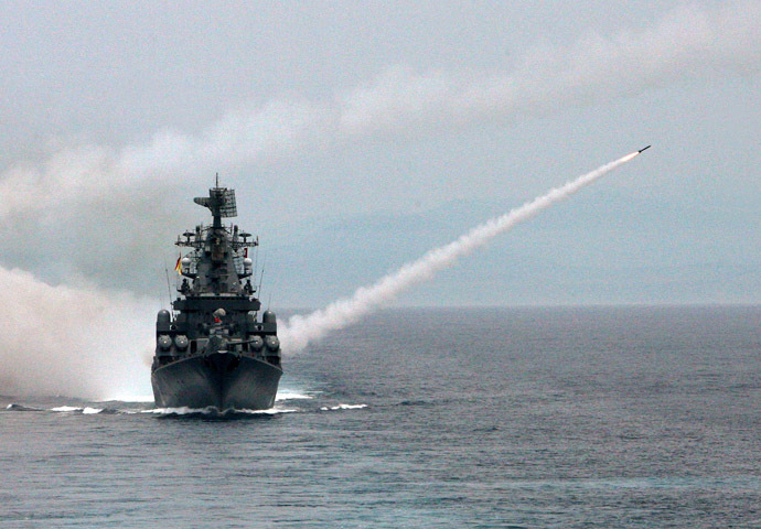 Бојево гађање тешке ракетне крстарице "Москва" у Атлантику (видео)