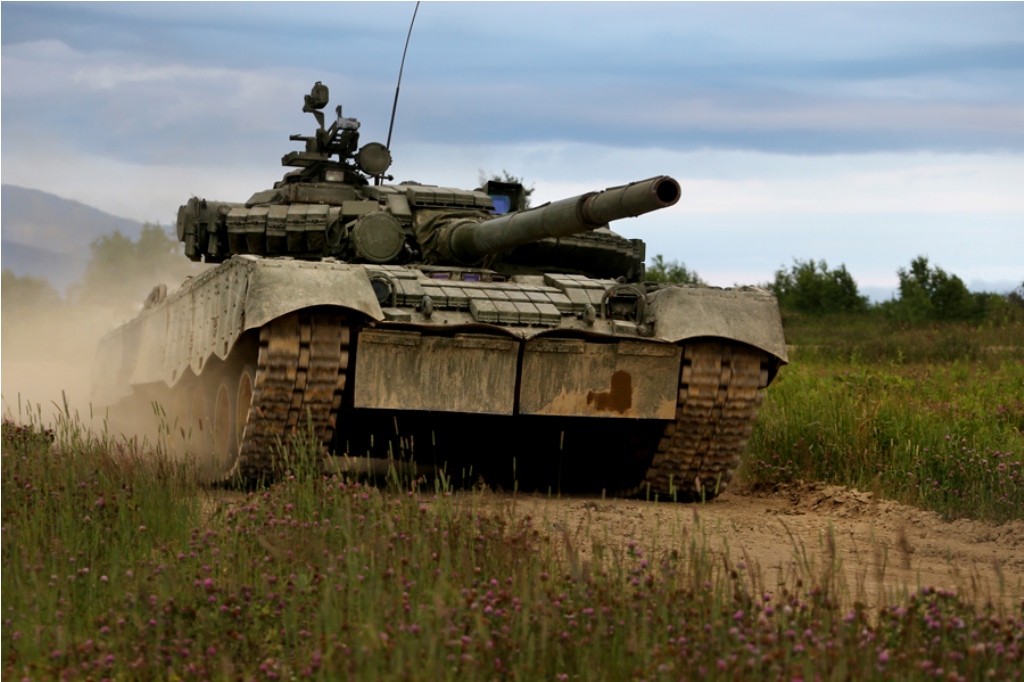 Тенковске и артиљеријске битке код доњецког аеродрома и Авдејевке (видео)