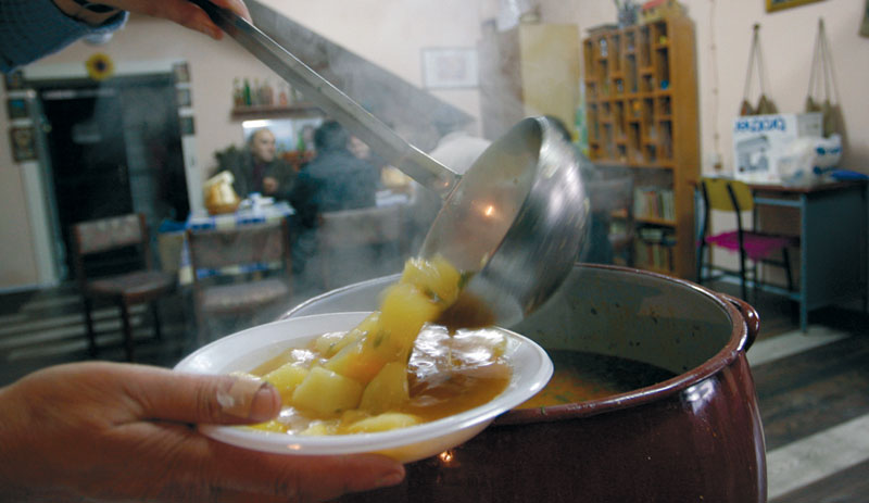 Храну из народне кухиње сваког дана узме 11.250 Београђана