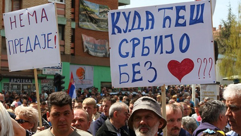 Србија у 2013: Нема хлеба, биће милијарди