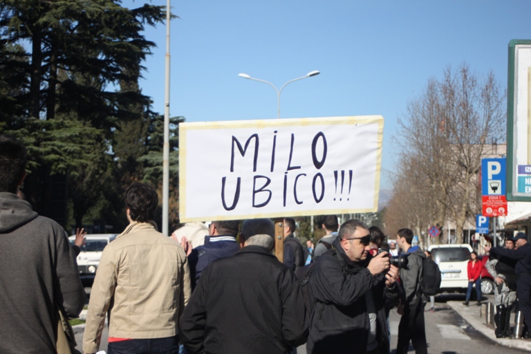 "Револуција" протести-Подгорица 15.02.2014. (видео)