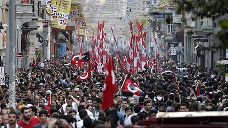 Турска: Политичка криза све дубља