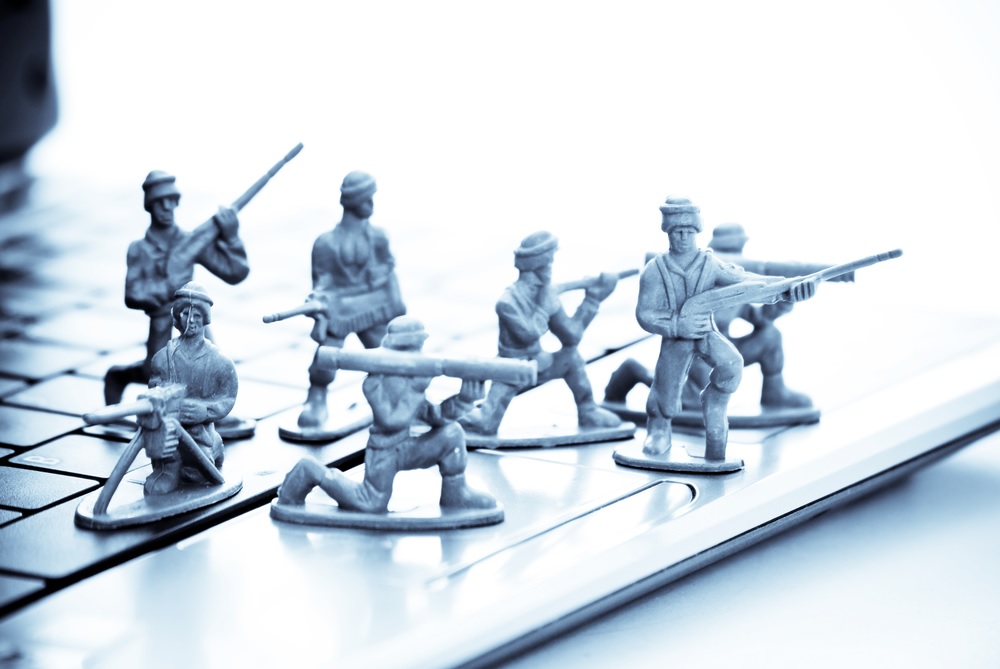 Етингер: Трећи светски рат водиће тајне војске у интернет-простору, неће бити топова и тенкова
