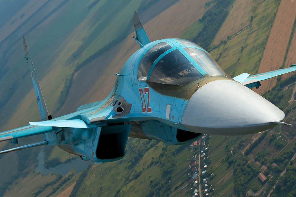 Су-34 Хроника авиона који игра валцер (видео)