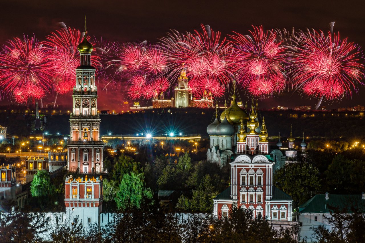 Путин наредио! У част повратка Крима велики ватромети у Москви, Симферопољу и Севастопољу!