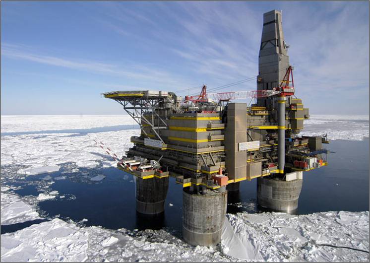 Нови тријумф Русије: Кренула нафта са Арктика