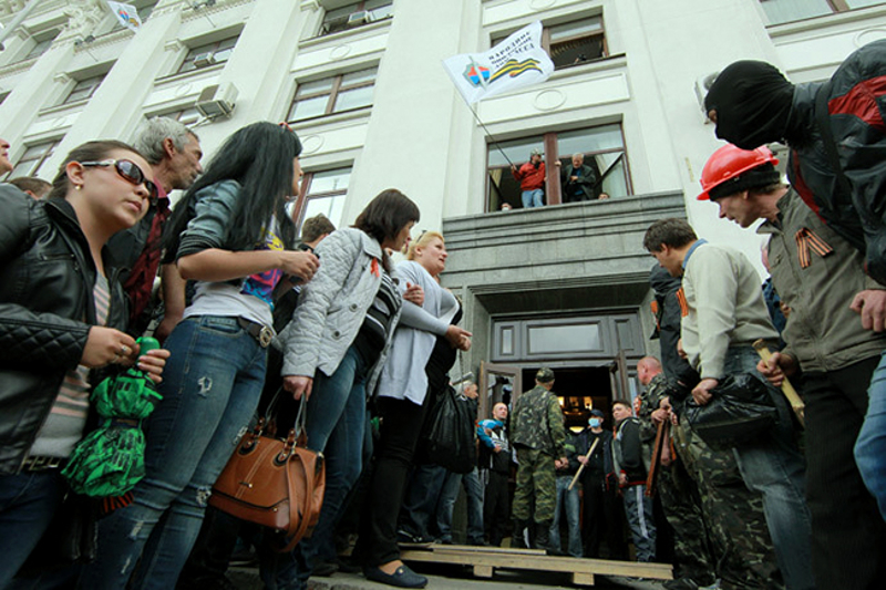 Федералисти у Луганску преузели контролу над градском скупштином и тужилаштвом