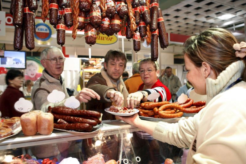 Руски бојкот пољских и европских производа, меса, воћа...