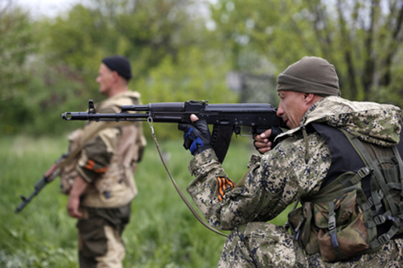 NYT: Народна војска Славјанска са украјинским оружјем, међу њима нема Руса