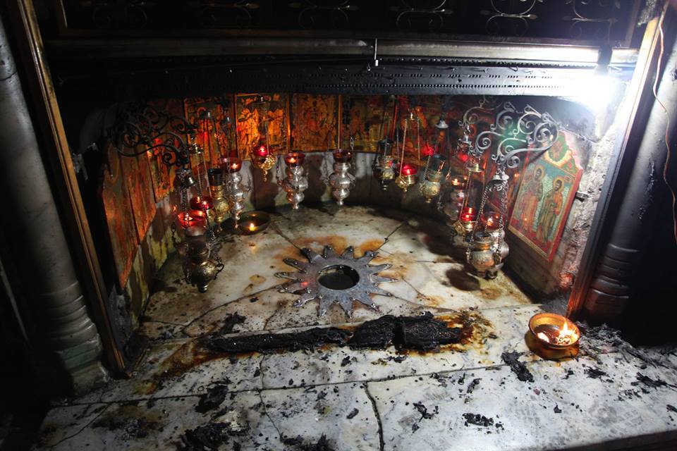 Пожар у цркви Христовог Рођења у Витлејему (фото)