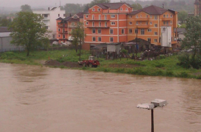 Поплаве: Критично стање, ситуација у Бањалуци изузетно тешка