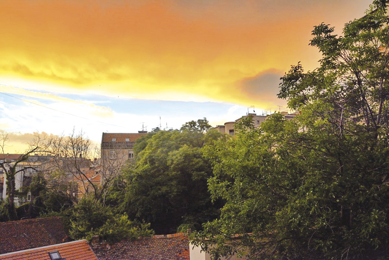 Жуто небо над Београдом задивило Београђане