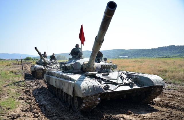 Српски војници стигли у Русију на Тенковски биатлон