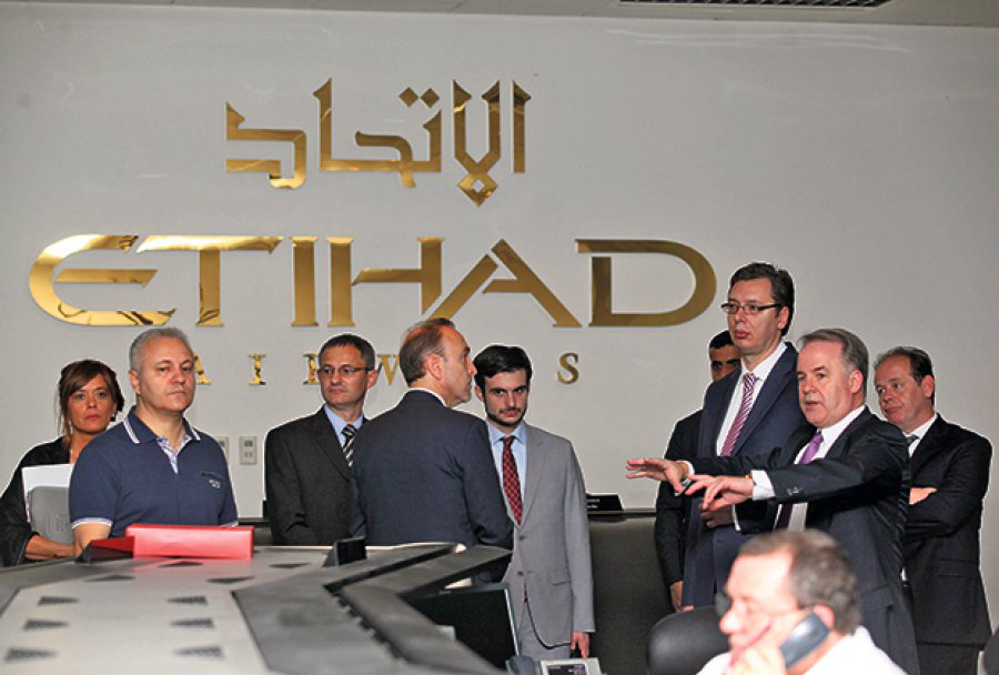 Због финансијских проблема авио компанија "Етихад ервејс" из Абу Дабија продаје 38 авиона за милијарду долара