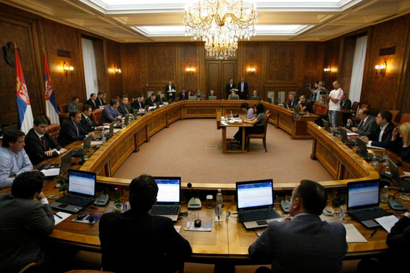 Влада Србије: Ко су нови министри, а ко мења ресор?
