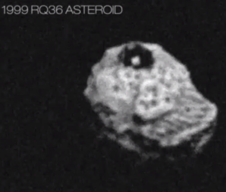 Астероид довози црну пирамиду на Земљу (видео)