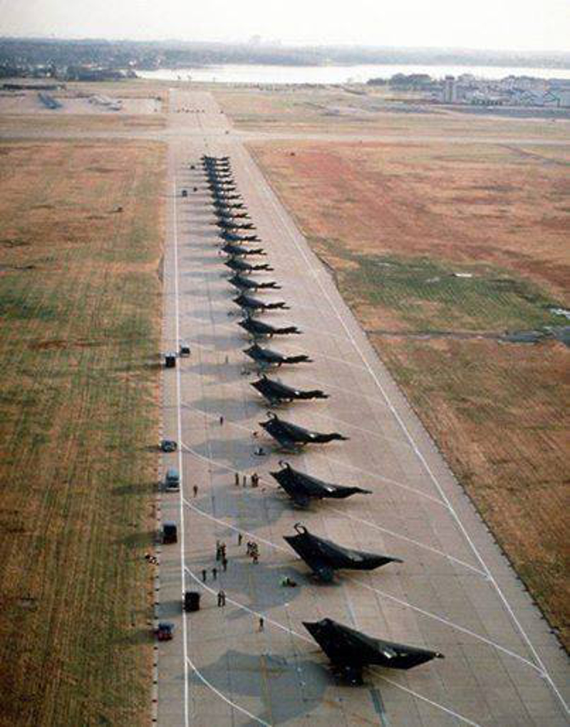 У базу у Румунији слетела 22 авиона F-117 Nighthawk америчког ваздухопловства