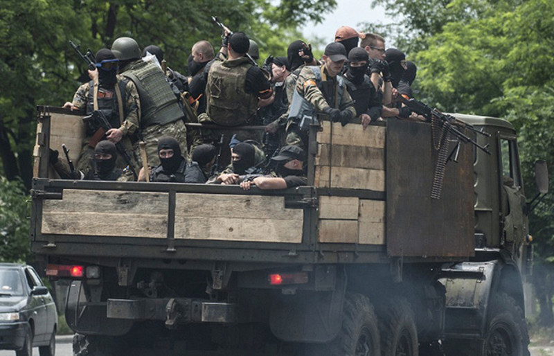Борбе око Новоазовска, Украјинци побегли из Тељманова, предстоји битка за Мариупољ