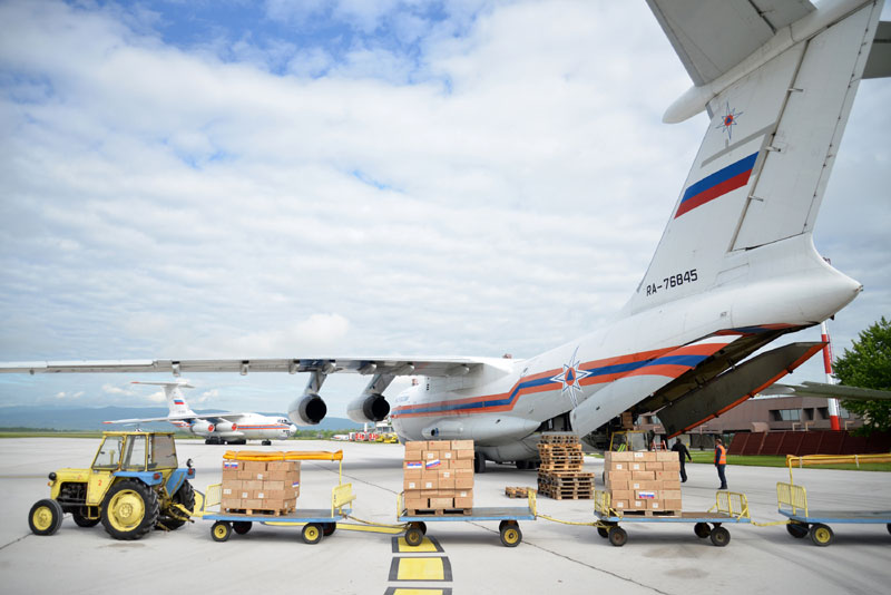 Стиже још један авион с руском хуманитарном помоћи за пострадале у поплавама!