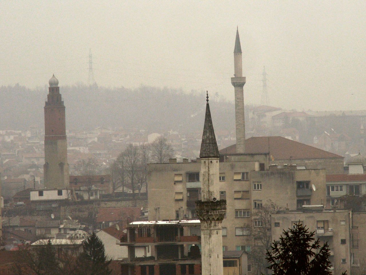 На територији Скопља се налази укупно 133 џамије и 112 цркава!