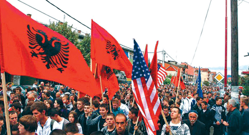 Амерички амбасадор негира постојање македонског народа!