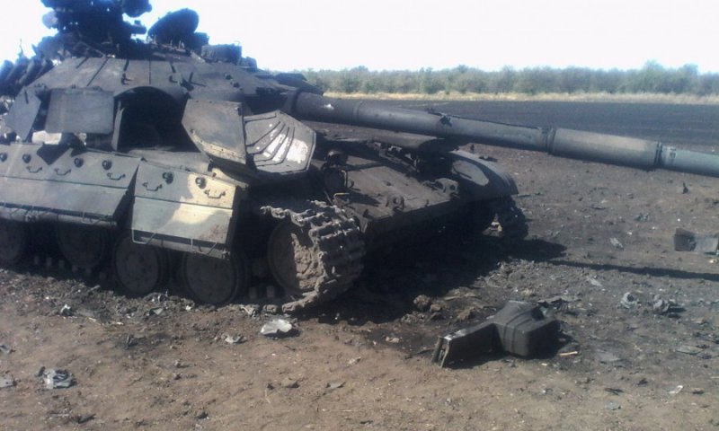 Снаге кијевске ЕУ-наци хунте покушале тенковски пробој код Стаханова