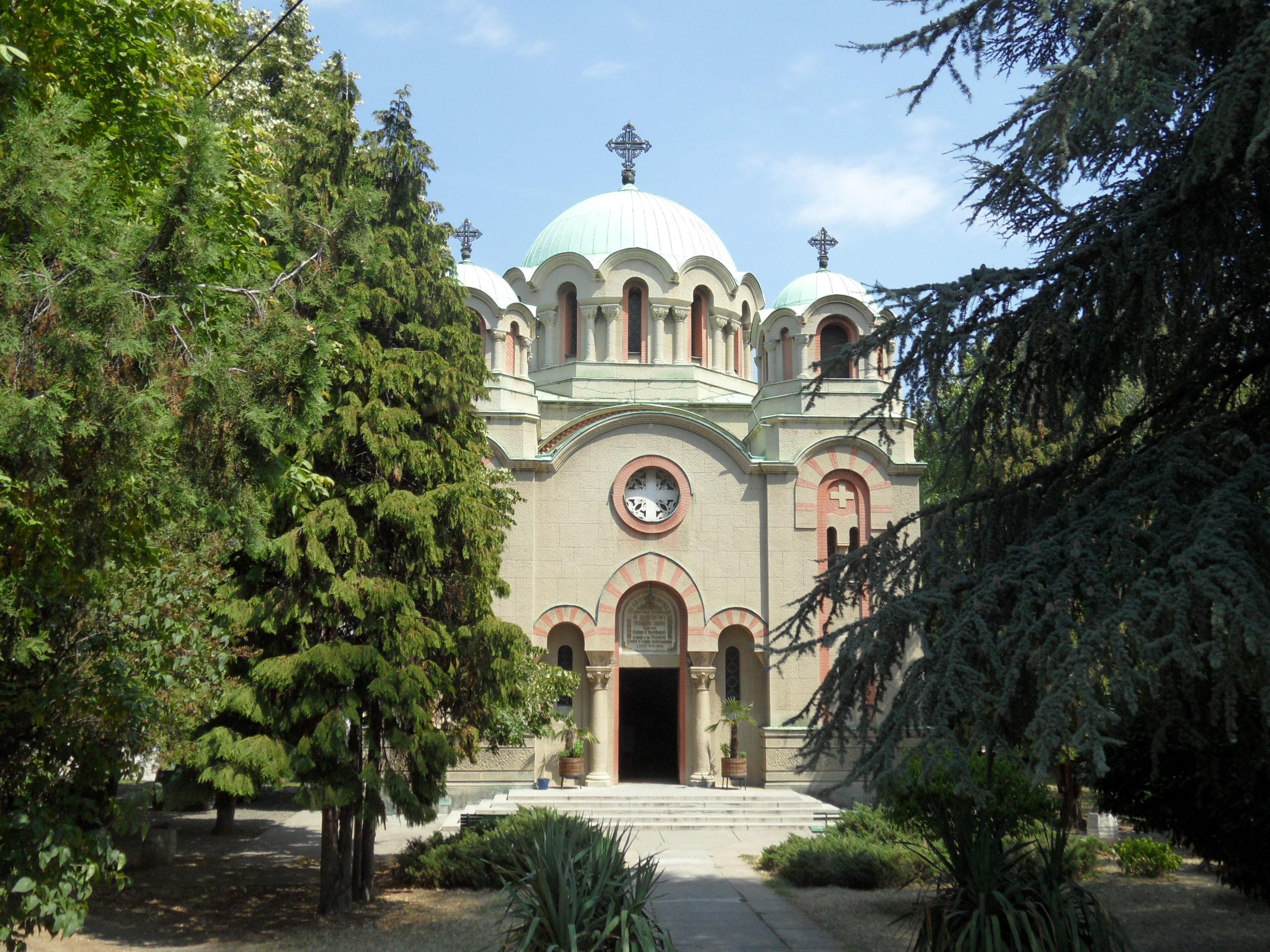 Шиптар из Италије лансирао ''дрон'' са крова цркве