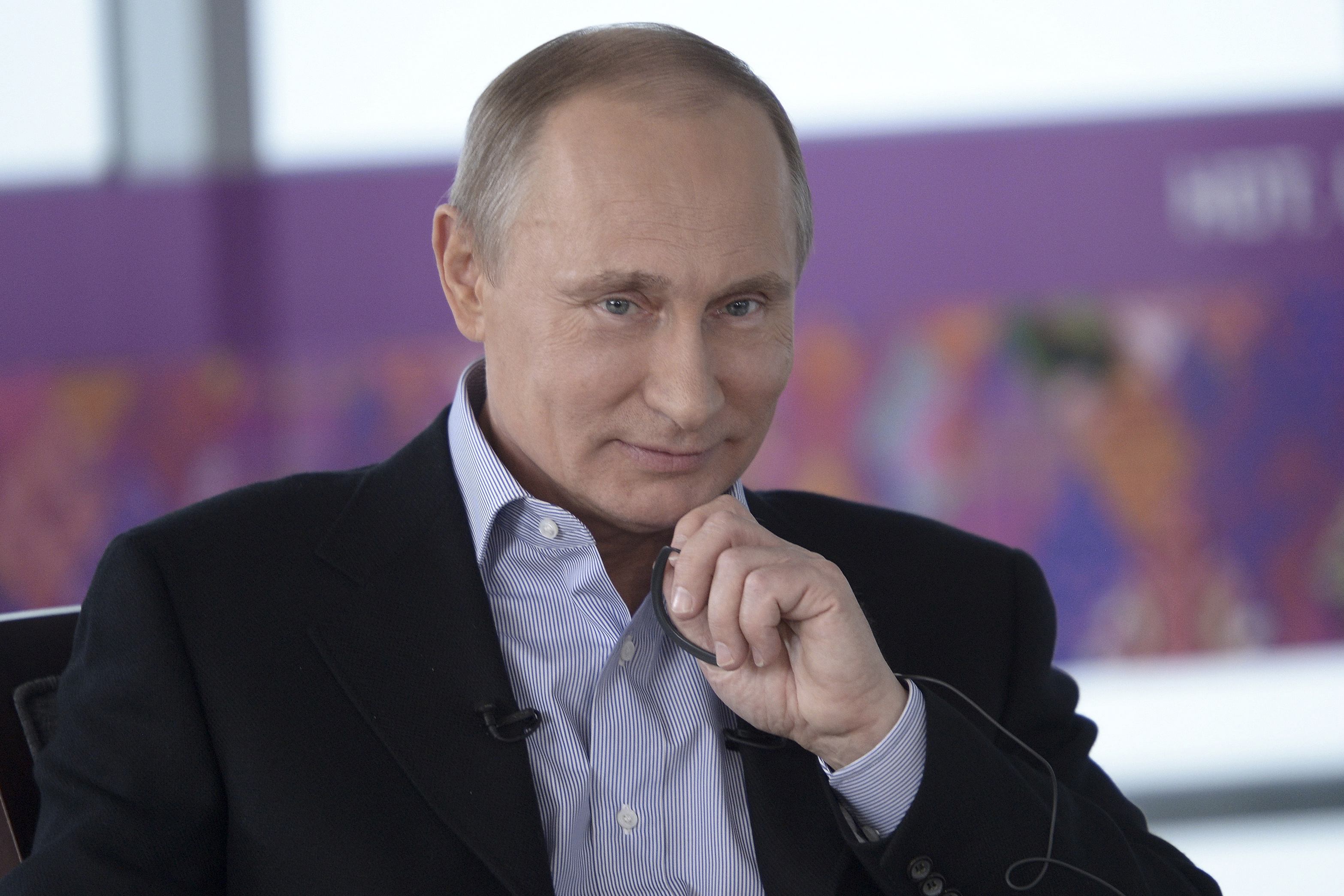 НЕЋЕШ ПРОЋИ! БУШИ!!! Путин одобрио да се западноевропска роба која је под контрасанкцијама уништава на граници