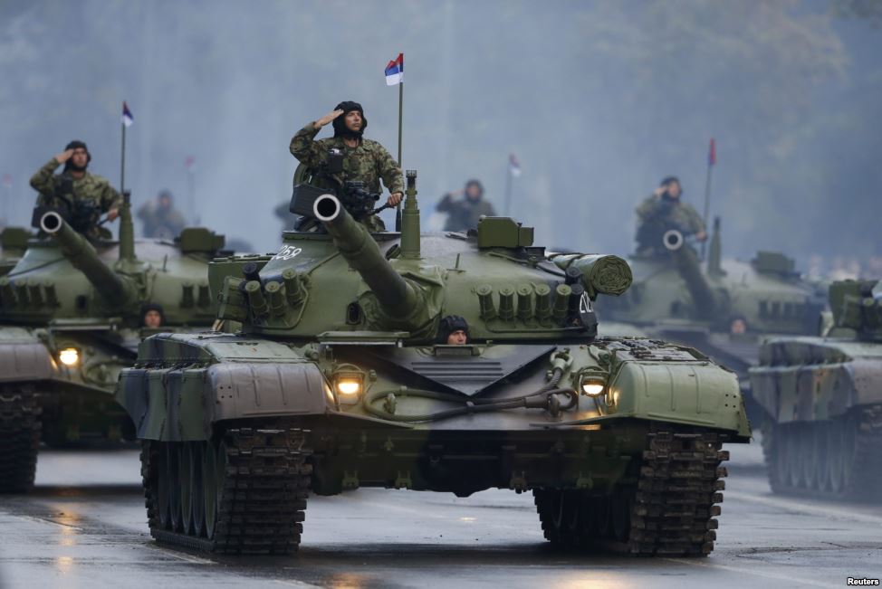 Паника у Приштини: „Српски тенкови кренули на Косово!“ (видео)