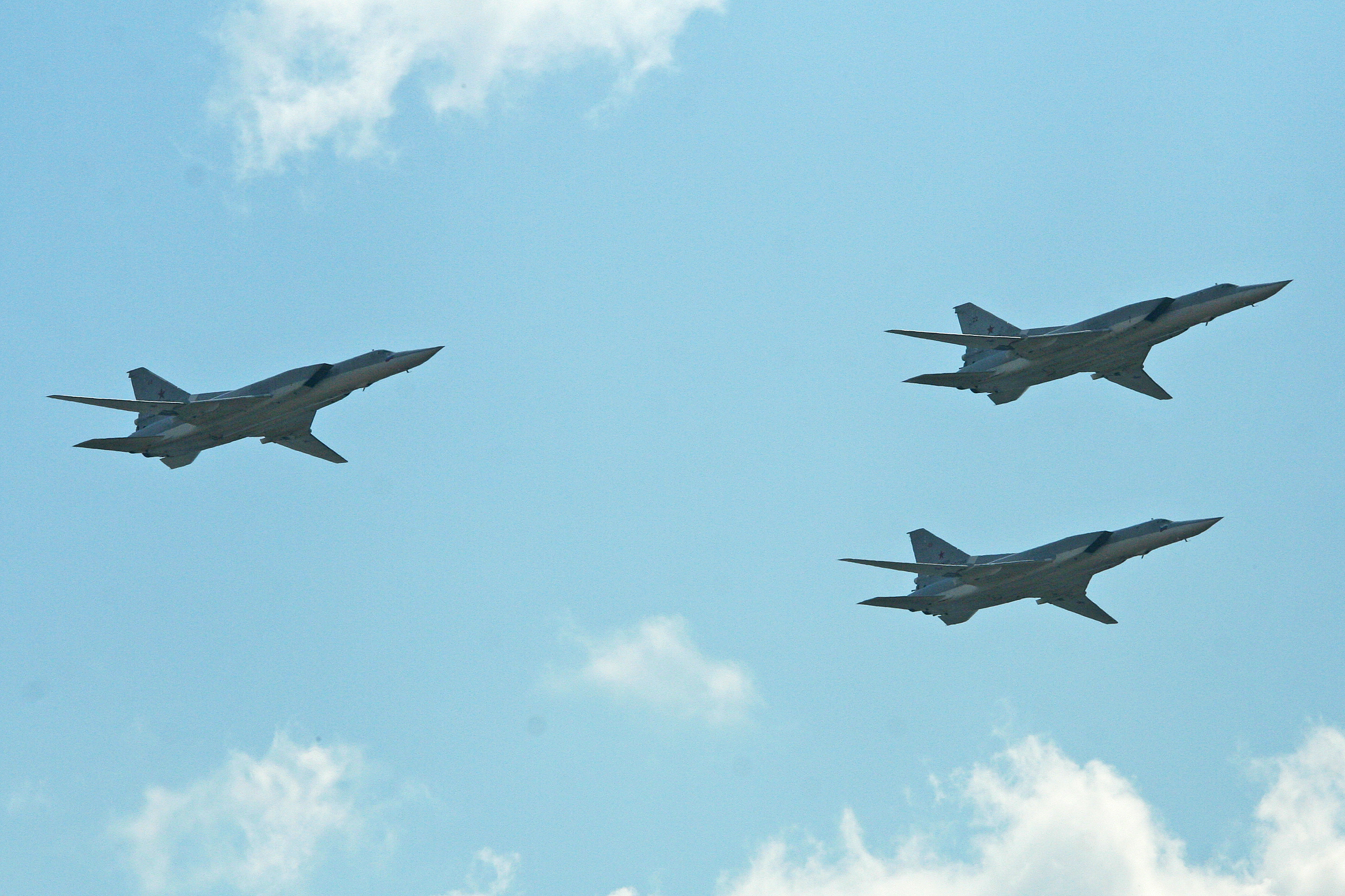 НАТО: Појачана активност руских војних авиона
