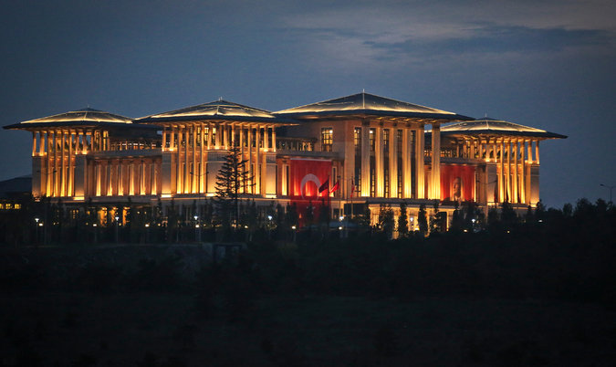 “Ердоган величанствени” преселио се у палату са хиљаду соба